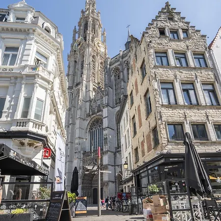 Tempel Triplex & Duplex At Historic Heart Of Apartment