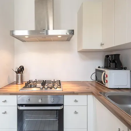 Tempel Triplex & Duplex At Historic Heart Of Apartment