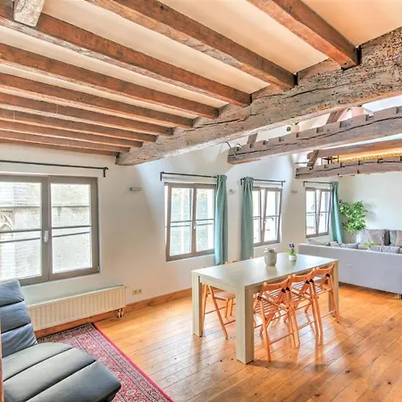 Apartment Tempel Triplex & Duplex At Historic Heart Of